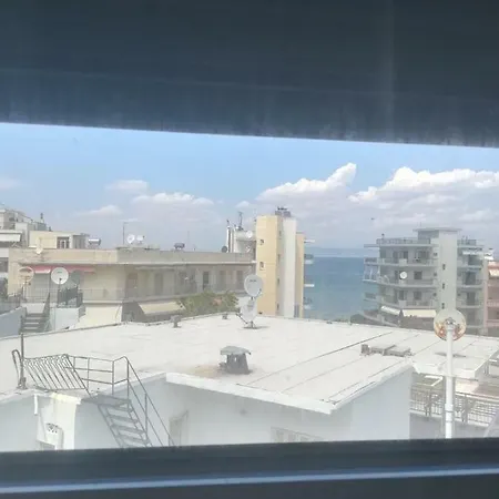 Studio In Peraia, Next To The Sea Appartement
